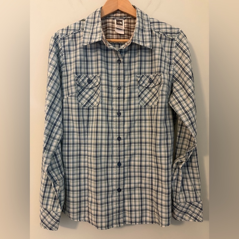 The North Face Embroidered Button Down Shirt Large Roll Sleeve Western Hiking